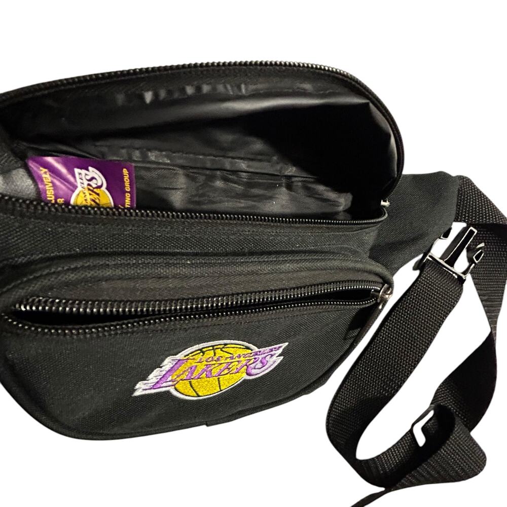 NBA Los Angeles Angeles Lakers Black Canvas Fanny Pack Zip Pocket Adjustable